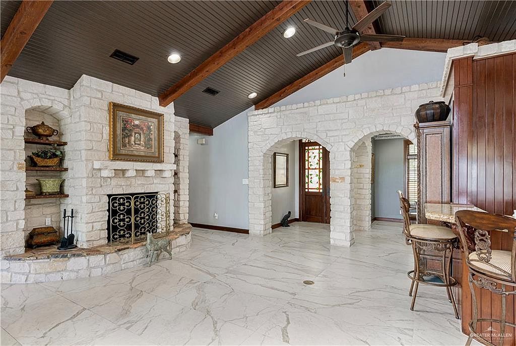 1013 Harbor Ln La Joya, TX 78560 - Thumbnail 3