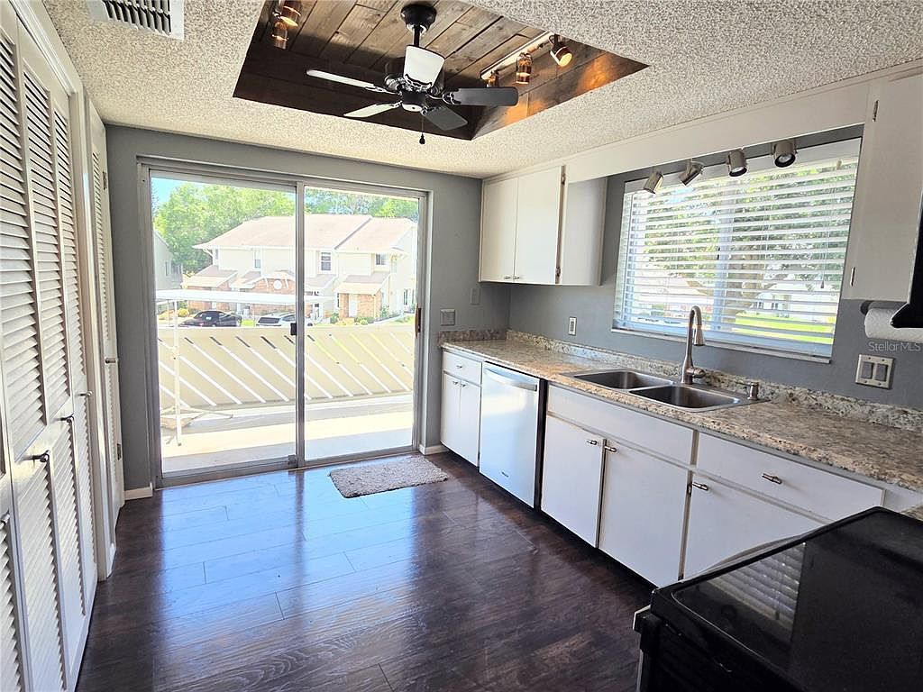 12404 Eagleswood Dr APT C Hudson, FL 34667 - Thumbnail 3