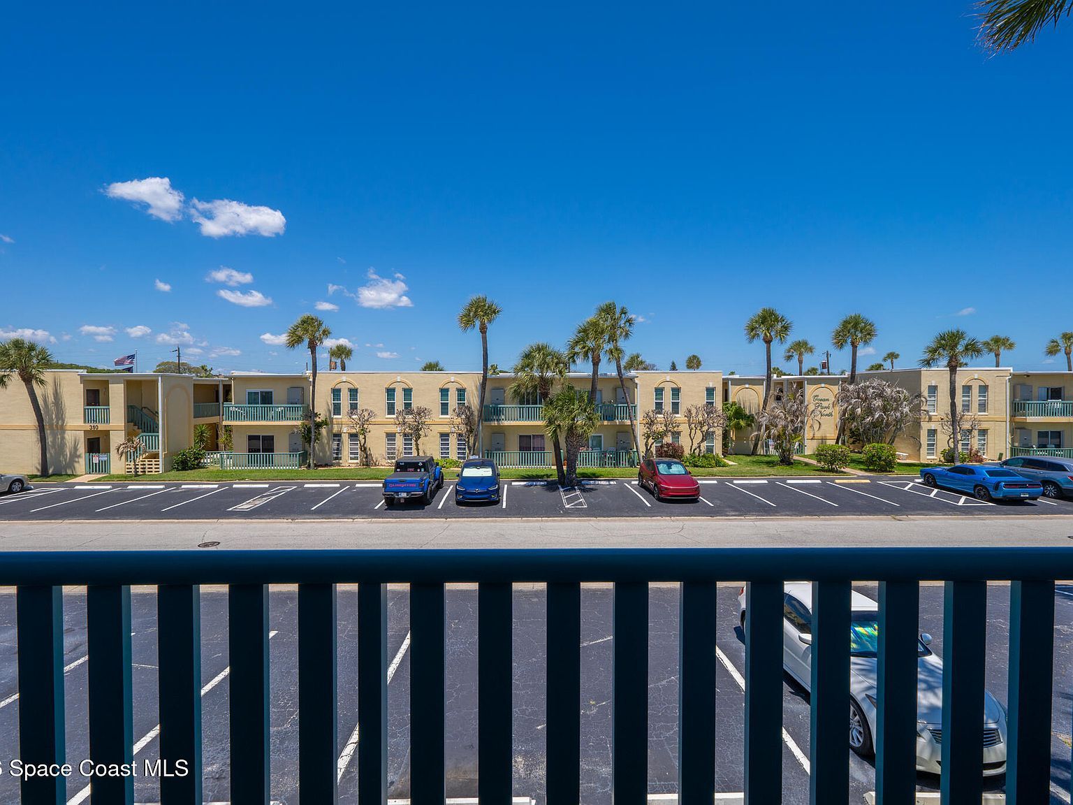 311 Taylor Ave APT G20 Cape Canaveral, FL 32920 - Thumbnail 3