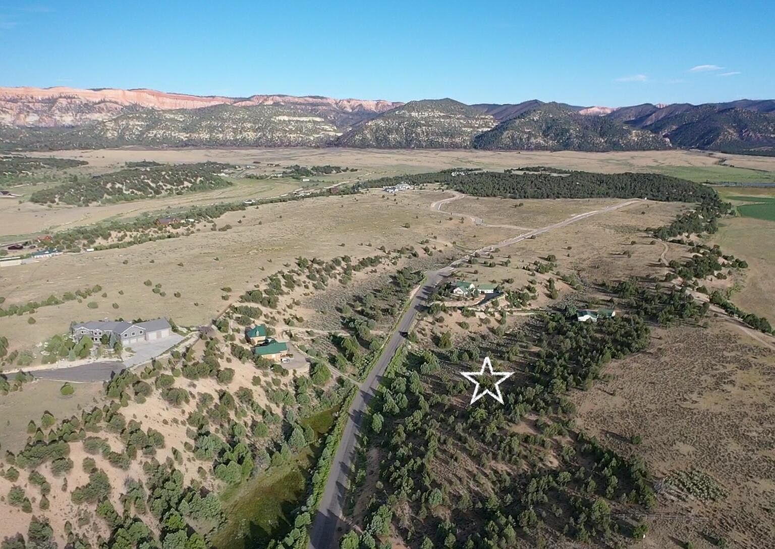 1730 E Eagle Ridge Cir Hatch, UT 84735 - Thumbnail 3