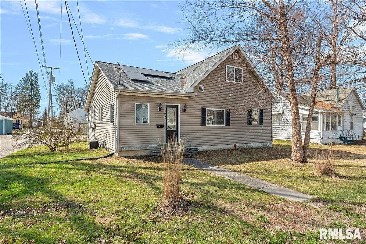 1019 W Jefferson St Auburn, IL 62615 - Thumbnail 3