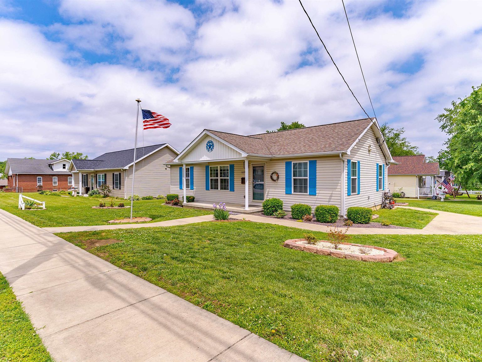 1129 Washington St Henderson, KY 42420 - Thumbnail 3