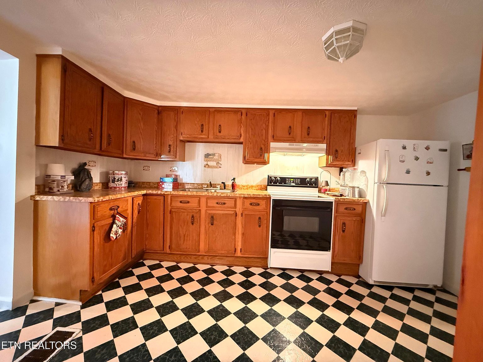 3682 Left Poor Valley Rd Pennington Gap, VA 24277 - Thumbnail 3