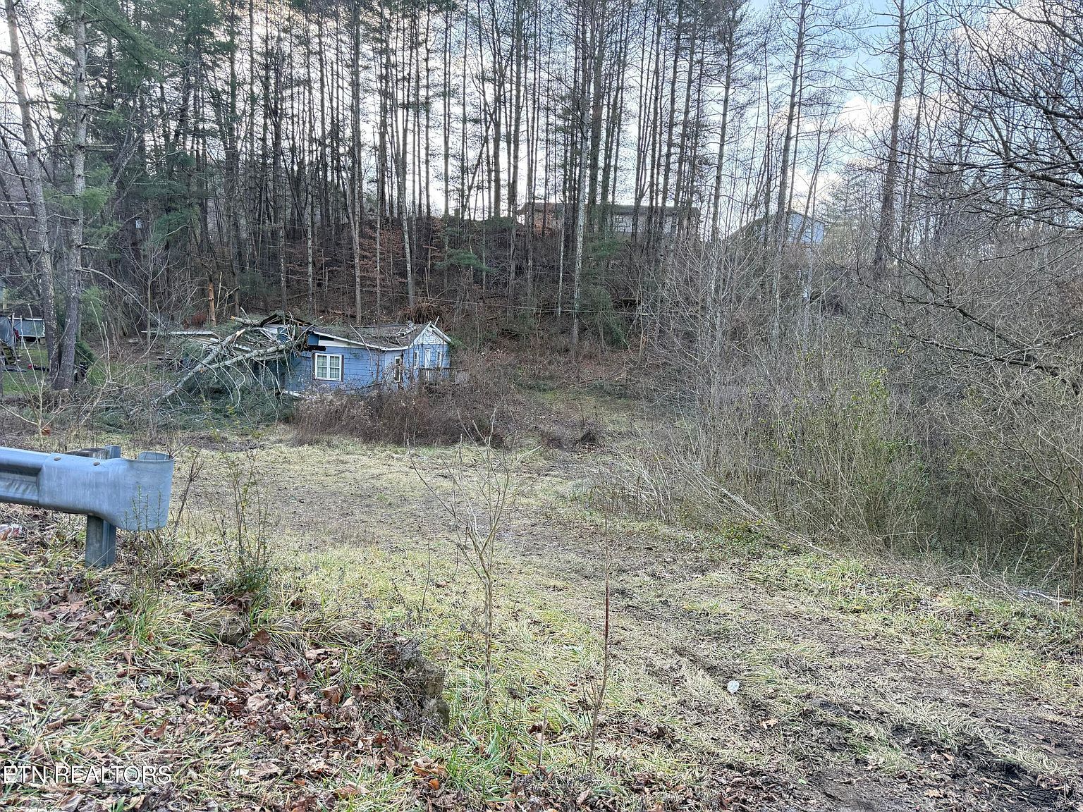 2143 Carter St Big Stone Gap, VA 24219 - Thumbnail 3