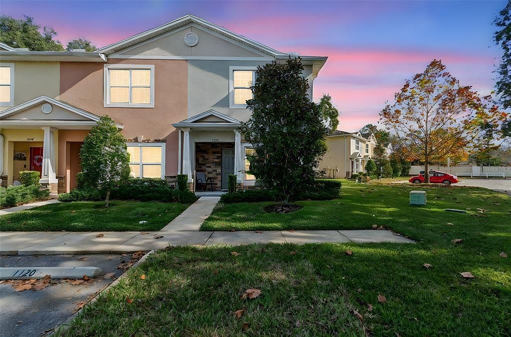 1120 Hillhurst Dr Zephyrhills, FL 33543 - Thumbnail 3