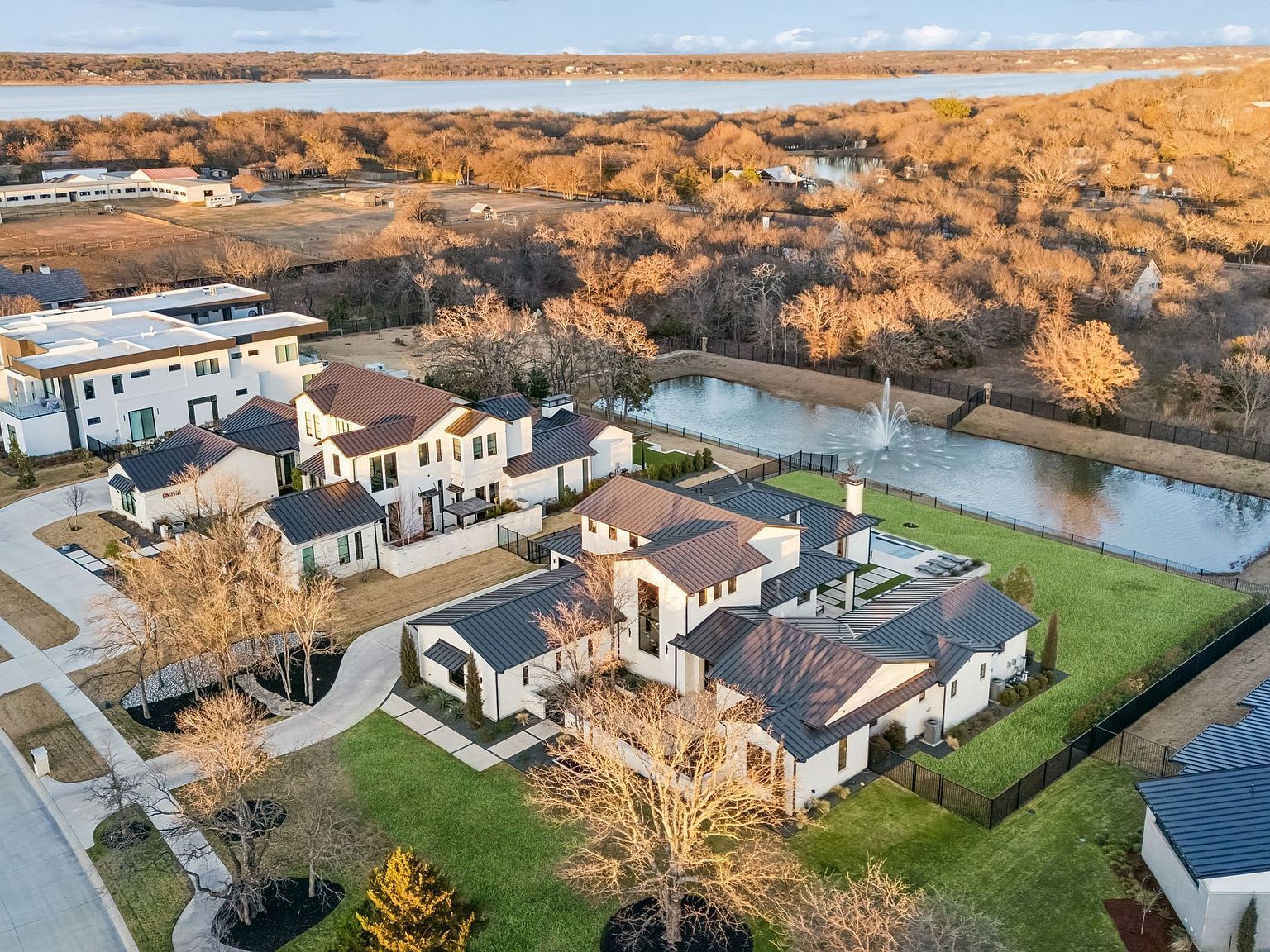 4401 Saddleback Ln Southlake, TX 76092 - Thumbnail 3