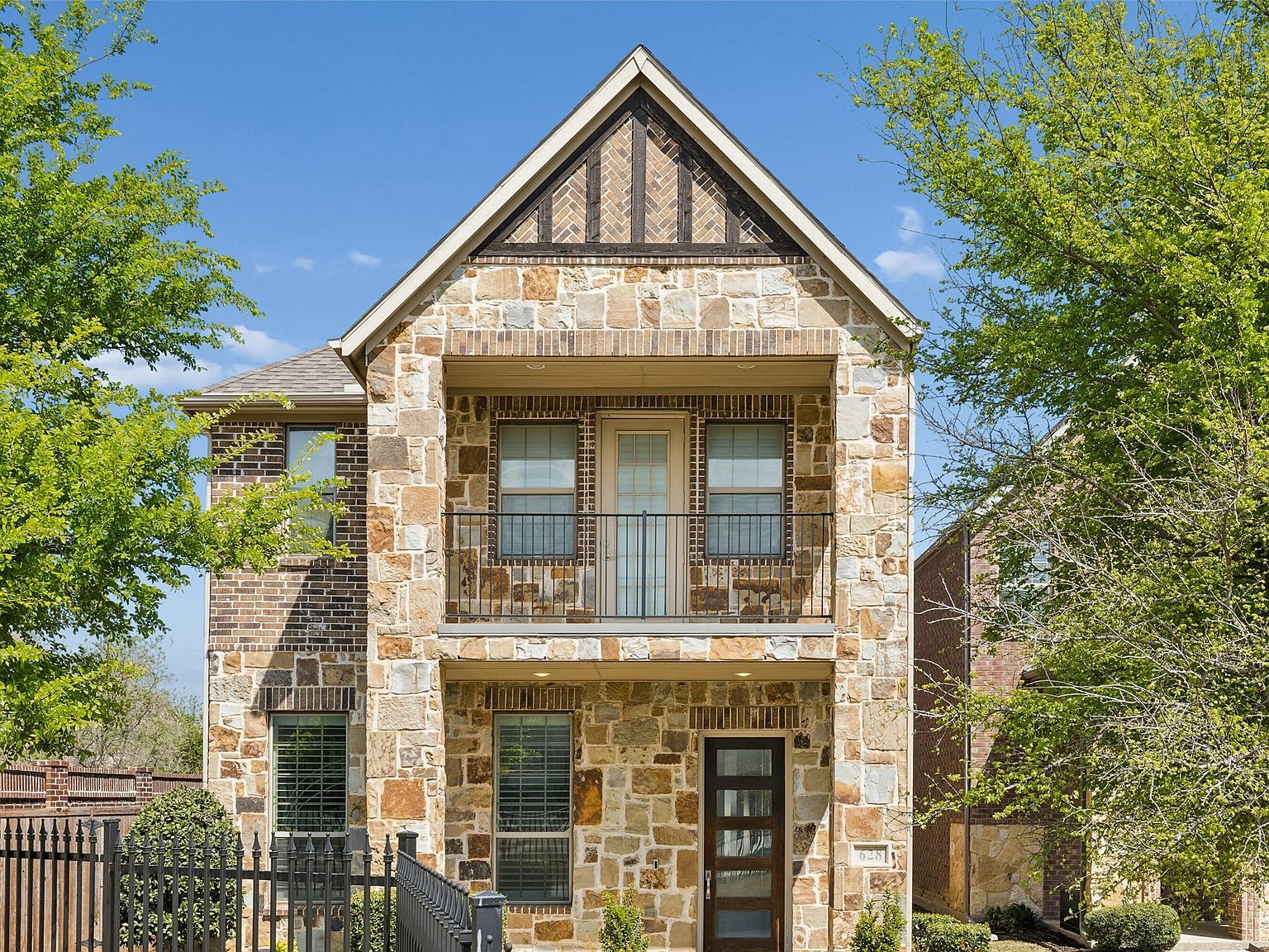 628 Club Dr Allen, TX 75013 - Thumbnail 3