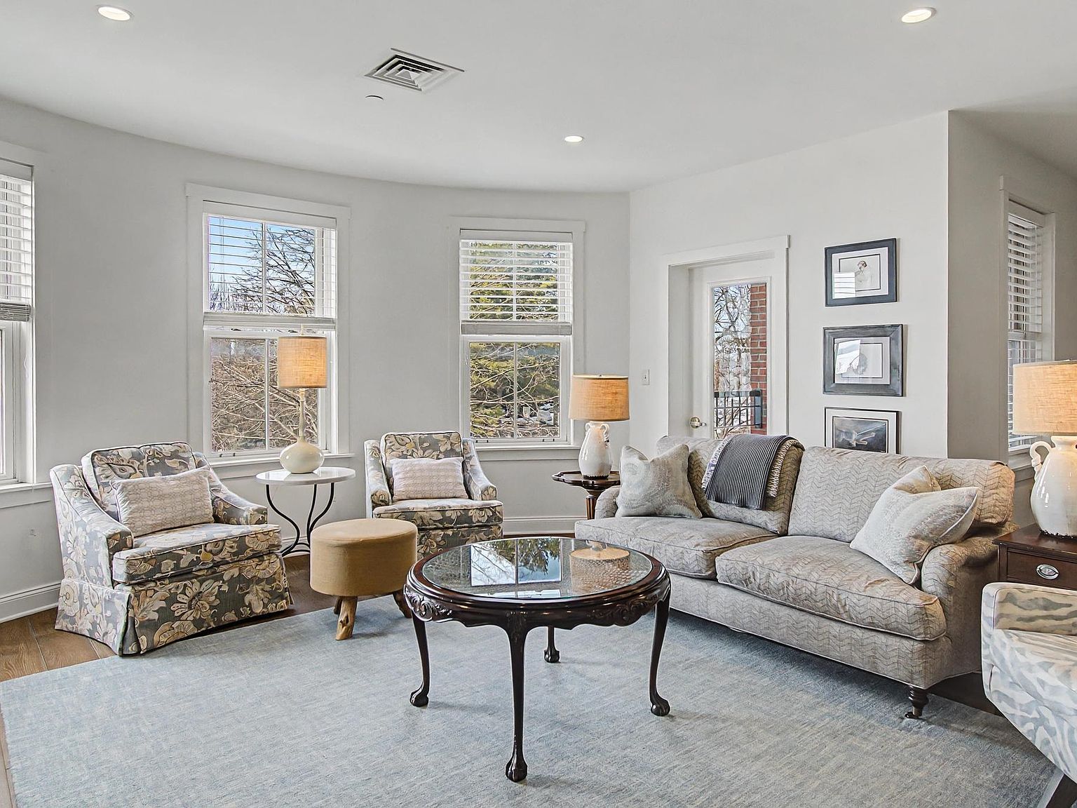 40 College St APT 303 Burlington, VT 05401 - Thumbnail 3