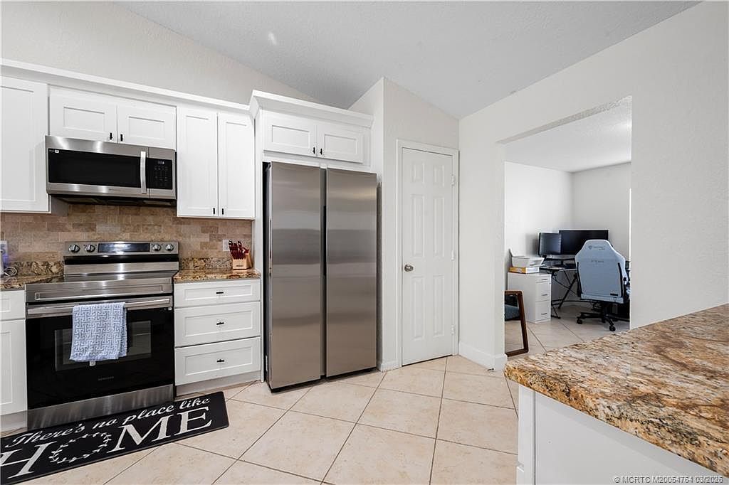 870 SW McCoy Ave Port Saint Lucie, FL 34953 - Thumbnail 3