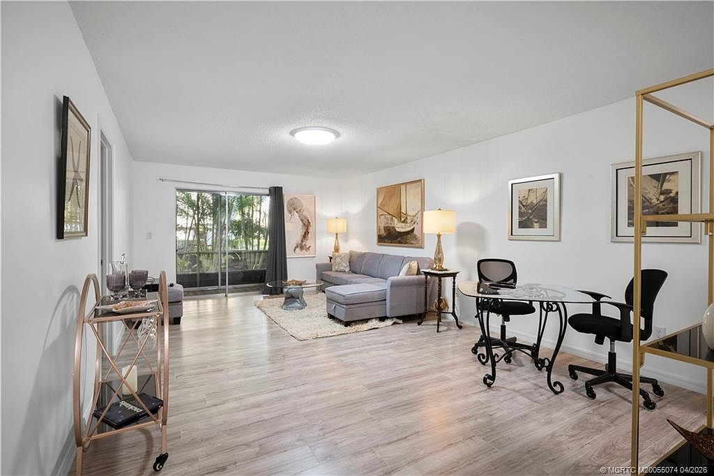 1980 SW Palm City Rd APT B Stuart, FL 34994 - Thumbnail 3