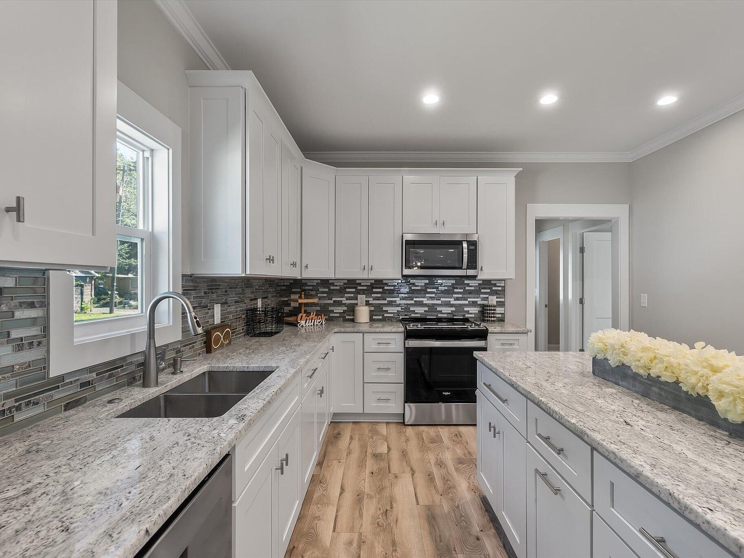 4566 Durant Ave North Charleston, SC 29405 - Thumbnail 3