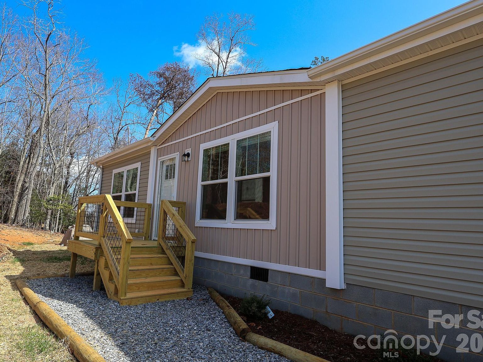 90 S Cascades Dr Nebo, NC 28761 - Thumbnail 3