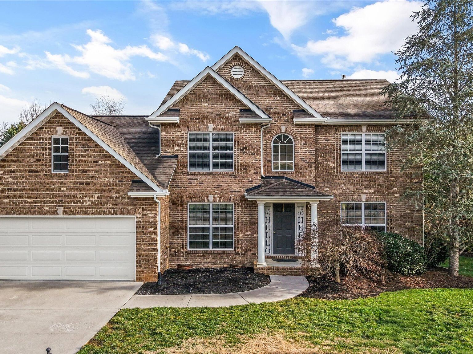 901 Heathgate Rd Knoxville, TN 37922 - Thumbnail 3