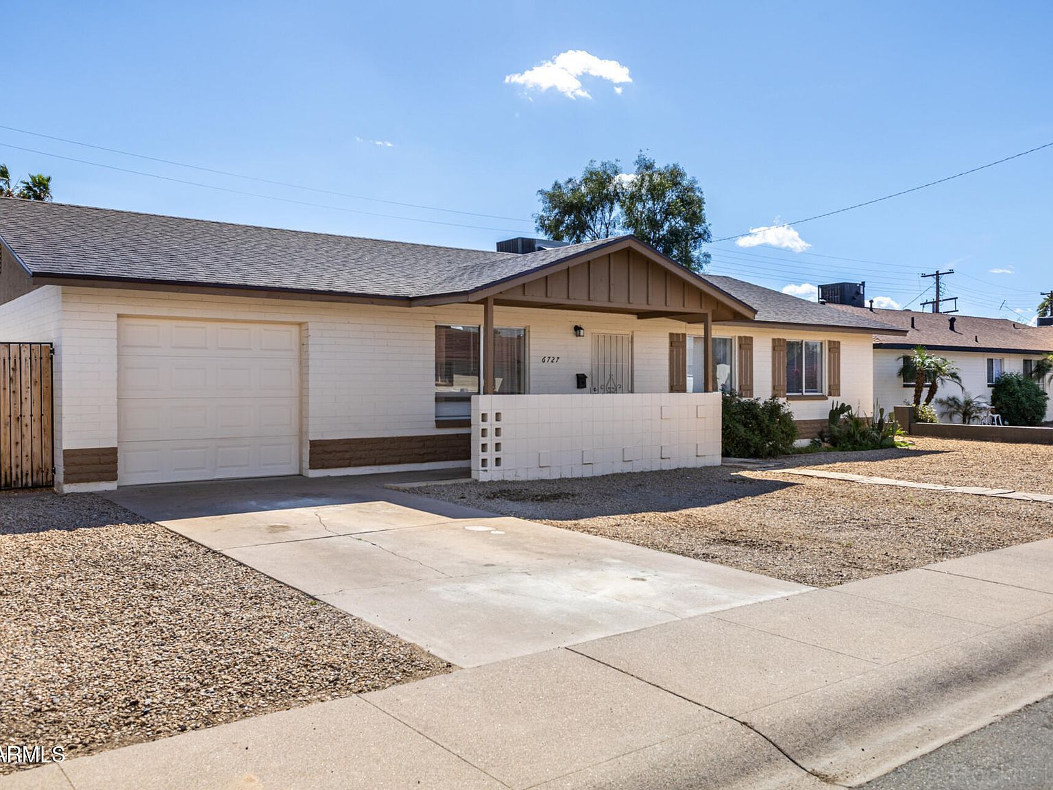 6727 W Roma Ave Phoenix, AZ 85033 - Thumbnail 3