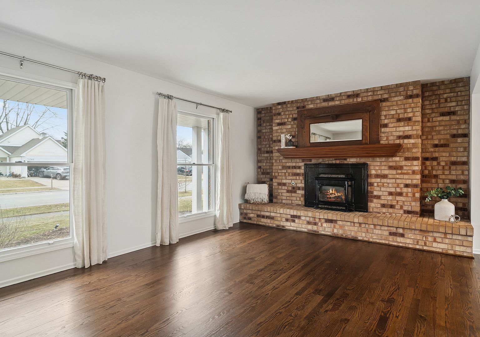 1361 Brandywyn Ln Buffalo Grove, IL 60089 - Thumbnail 3