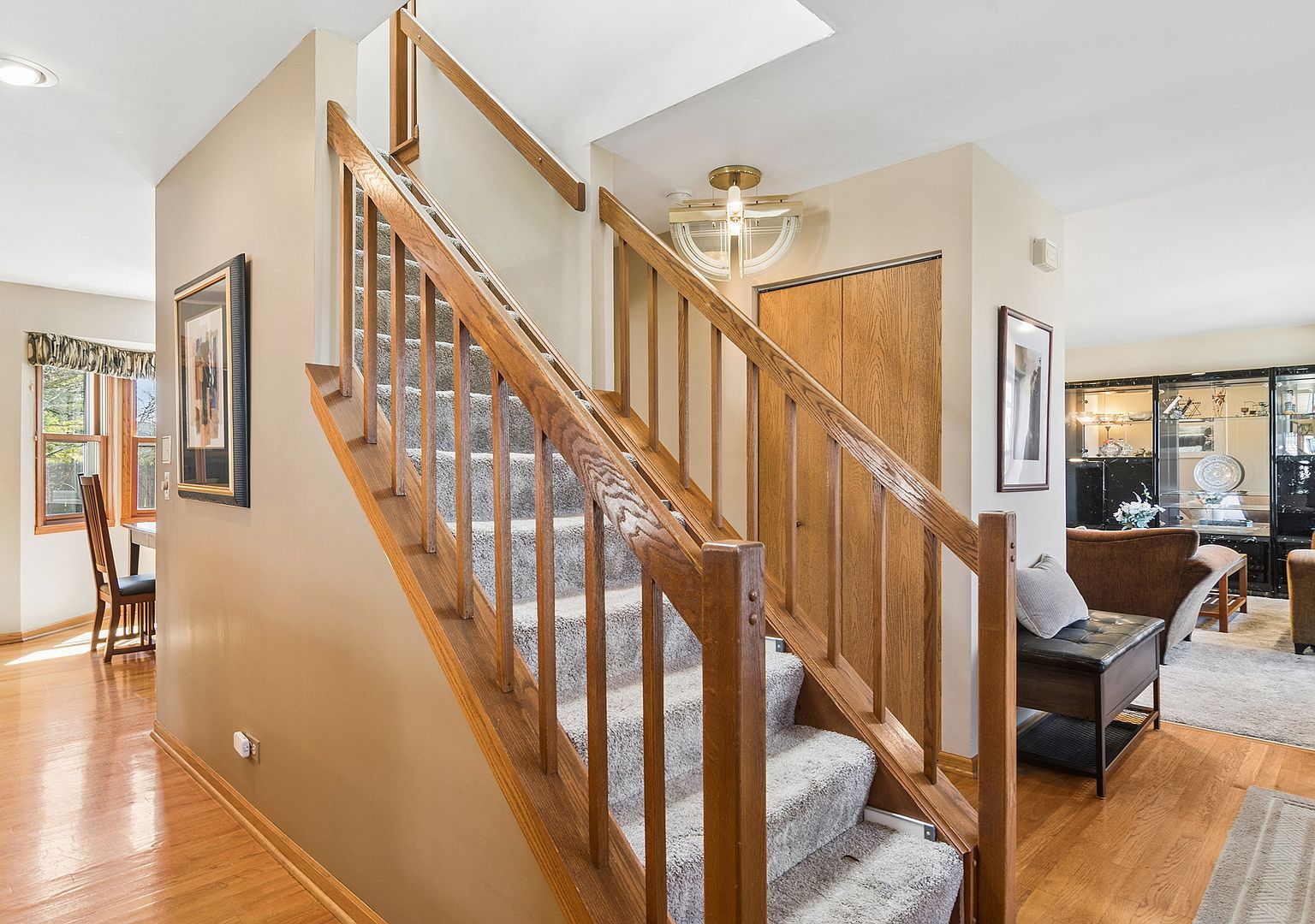 302 Chateau Dr Buffalo Grove, IL 60089 - Thumbnail 3