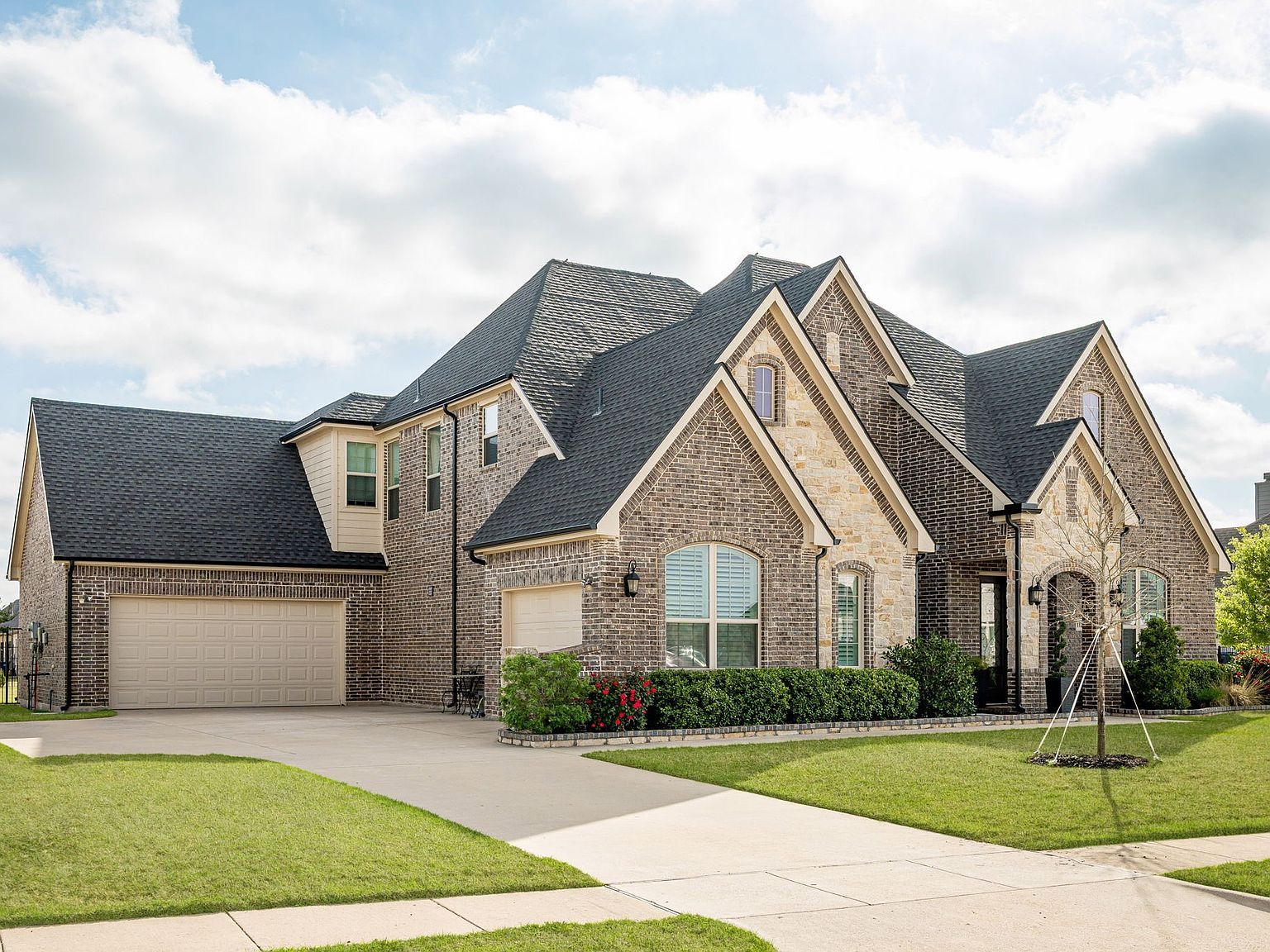 1120 Macgregor Ln Gunter, TX 75058 - Thumbnail 3