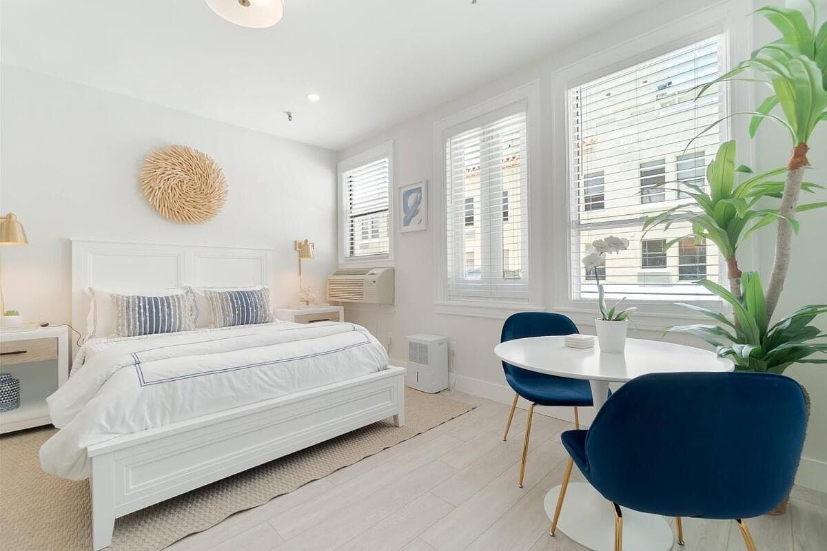 235 Sunrise Ave #2016 Palm Beach, FL 33480 - Thumbnail 3