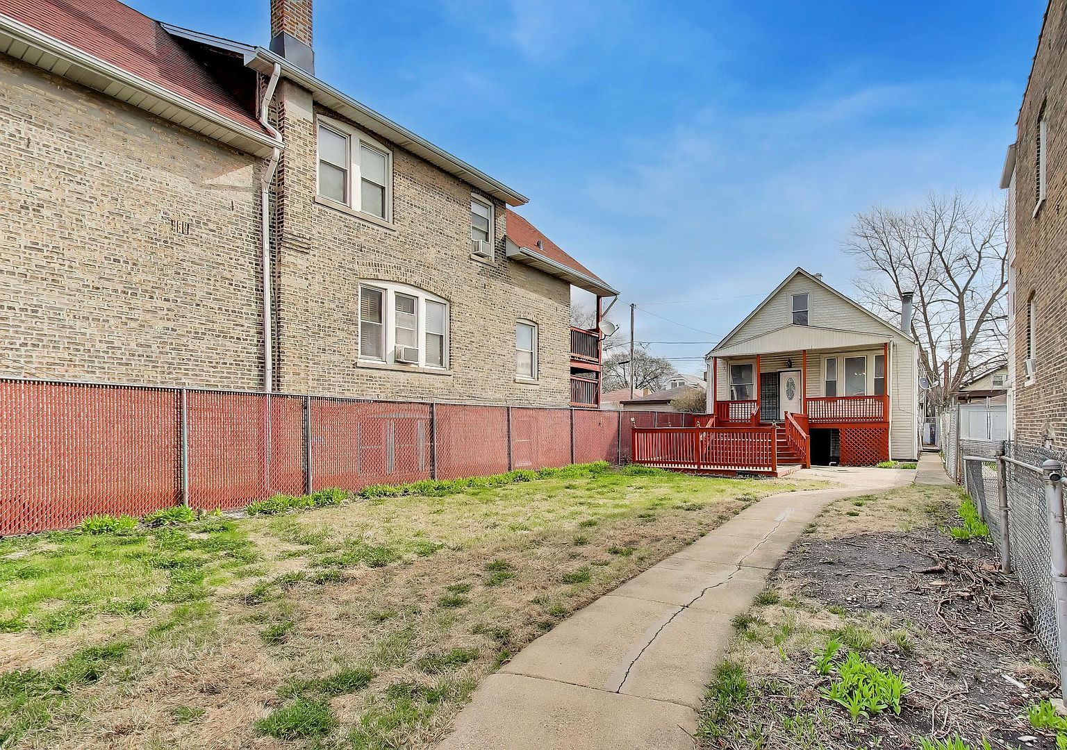 1649 N Latrobe Ave Chicago, IL 60639 - Thumbnail 3