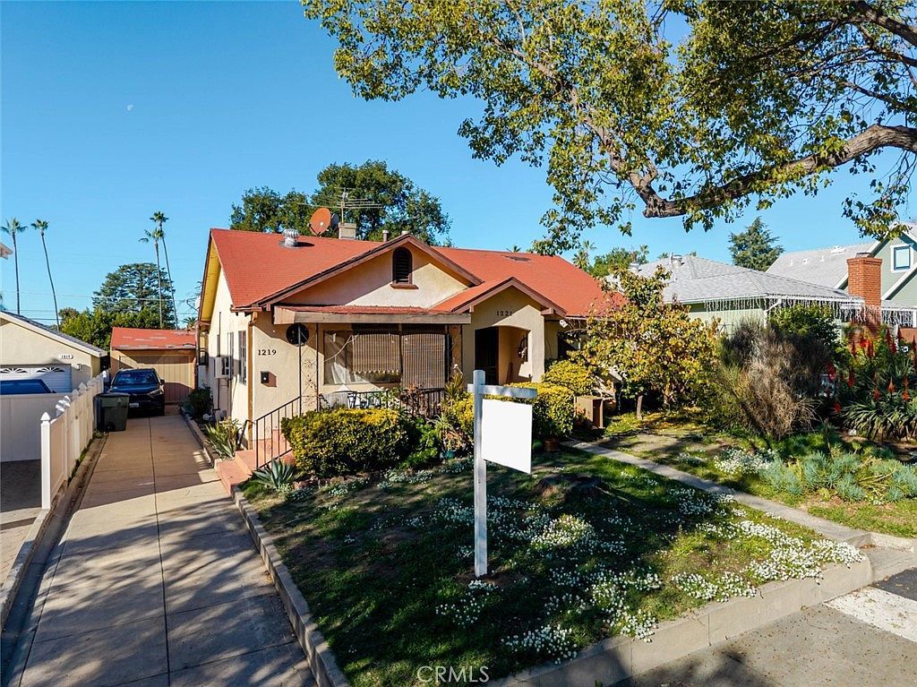 1221 Wesley Ave Pasadena, CA 91104 - Thumbnail 3