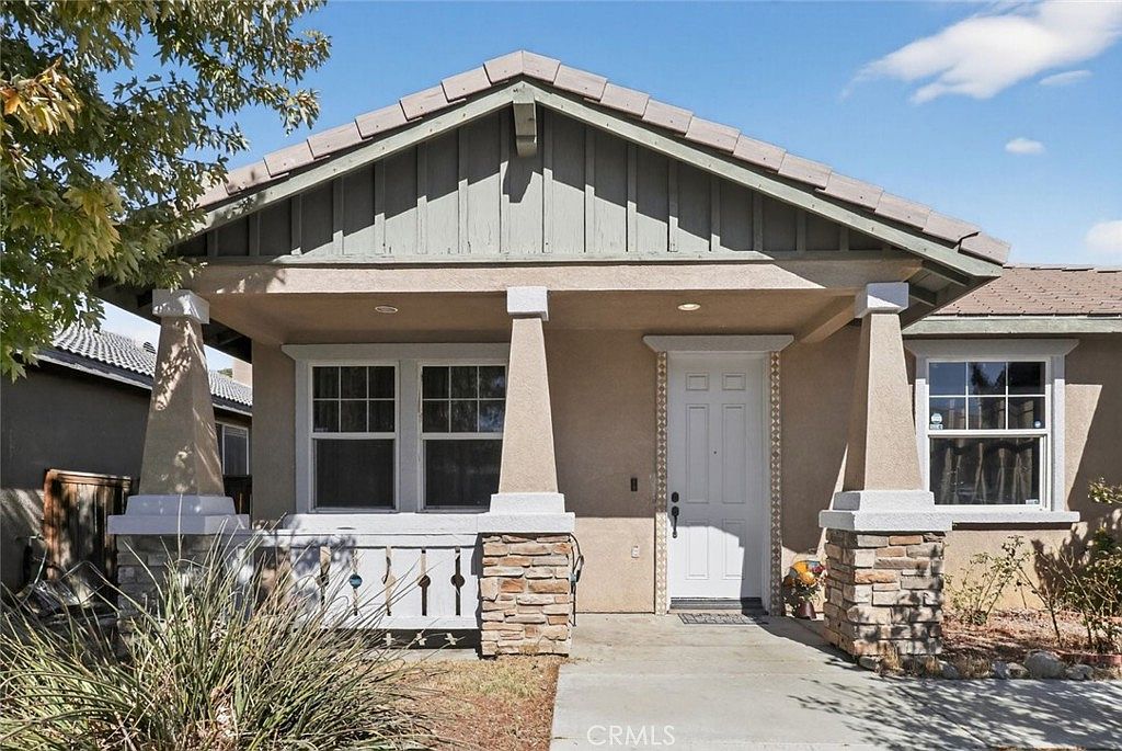 15940 Greyrock St Victorville, CA 92395 - Thumbnail 3