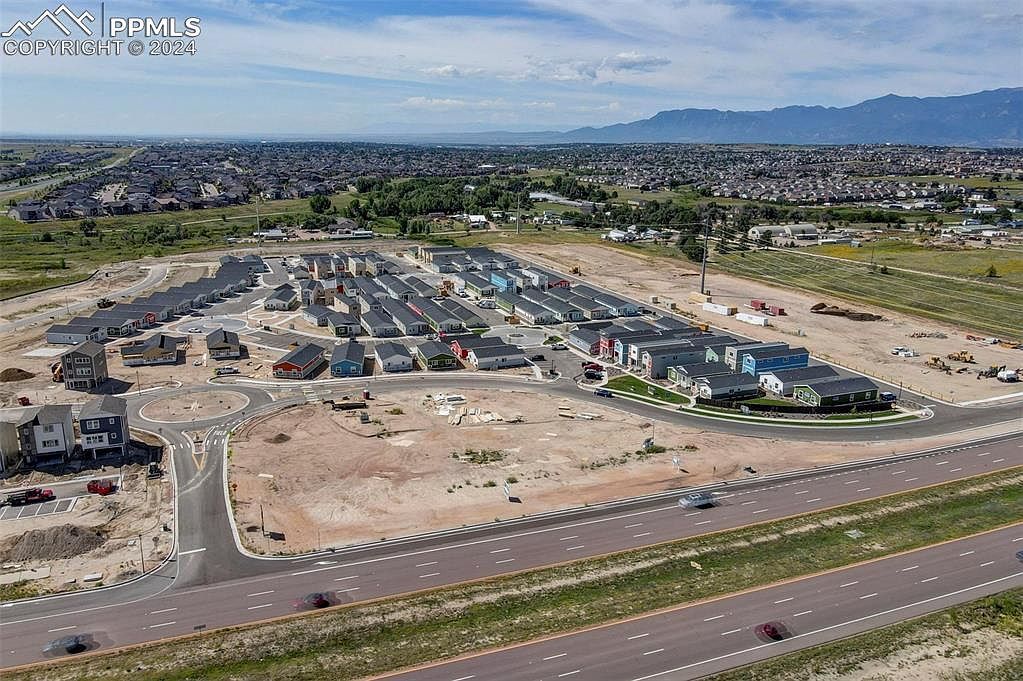 7740 Adventure Way Colorado Springs, CO 80923 - Thumbnail 3