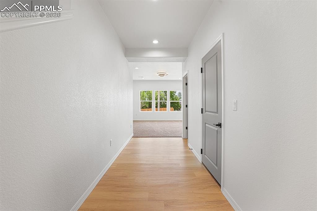 3727 Lander Ln Colorado Springs, CO 80909 - Thumbnail 3