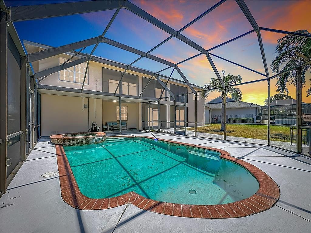624 Kingston Ct Apollo Beach, FL 33572 - Thumbnail 3