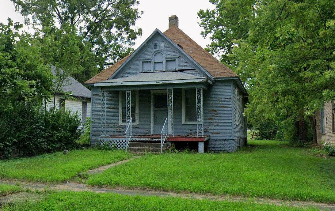 960 W Green St Decatur, IL 62522 - Thumbnail 3