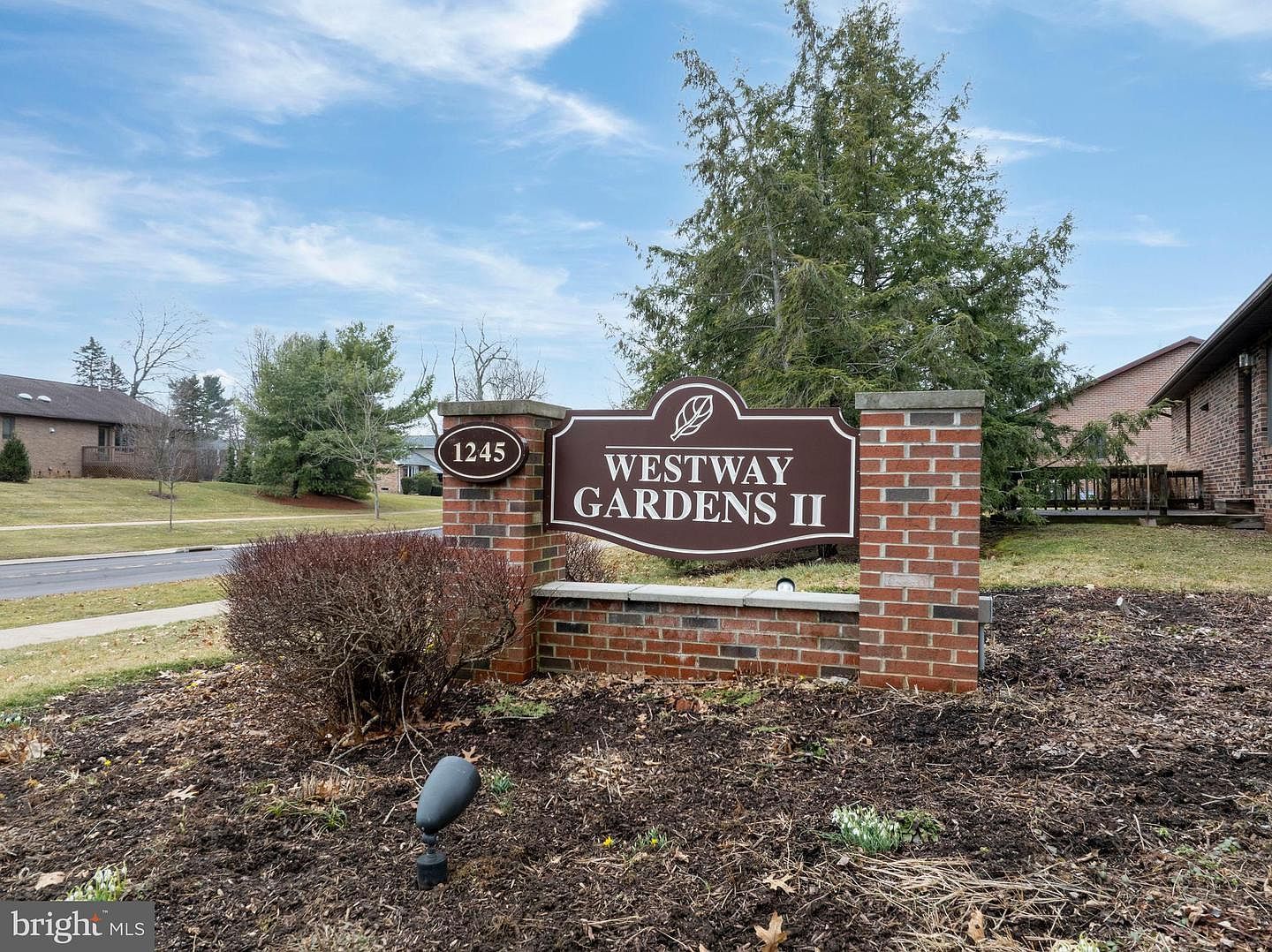 1245 Westerly Pkwy APT 50 State College, PA 16801 - Thumbnail 3