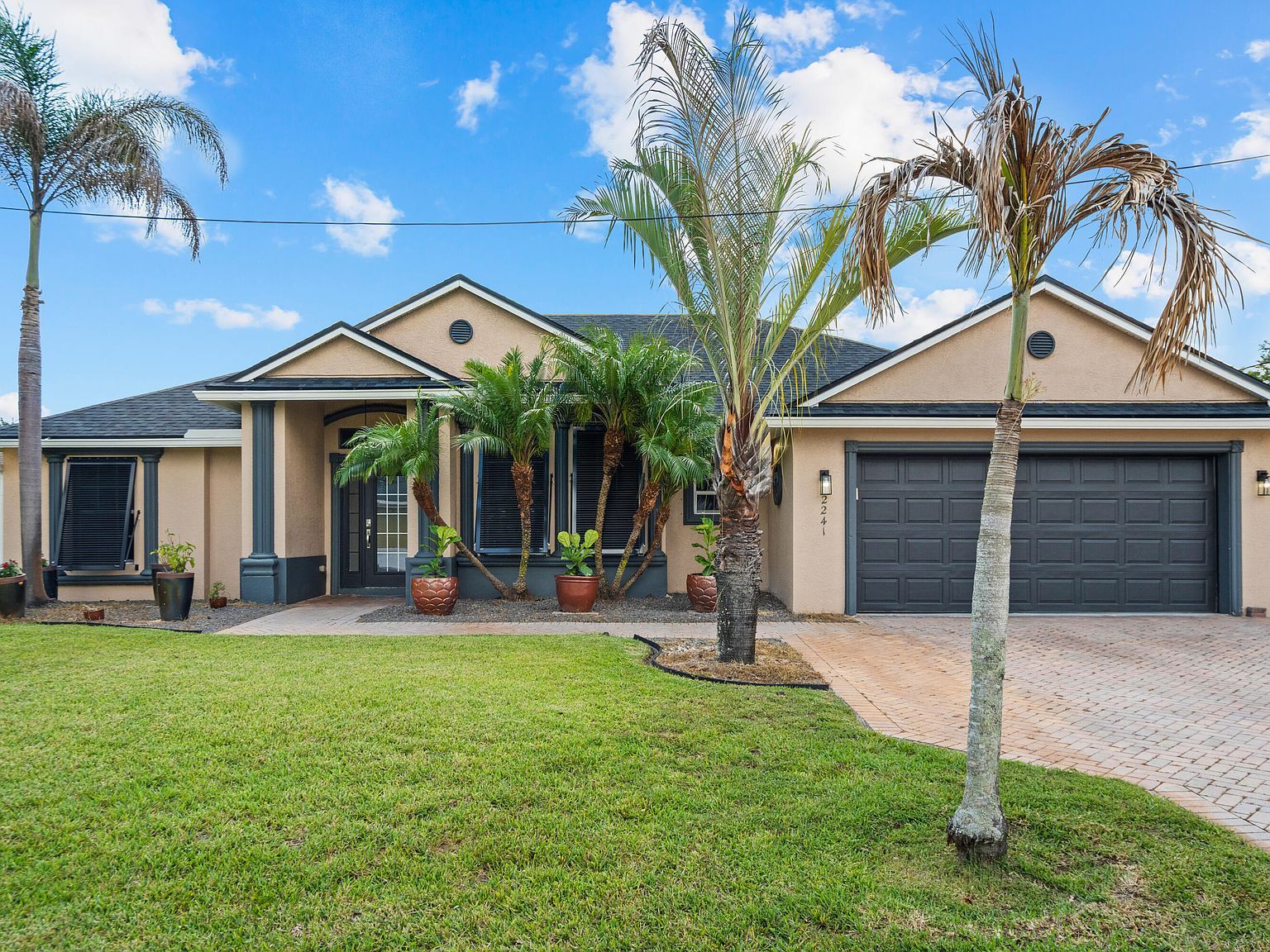 2241 SW Nightingale Ter Port Saint Lucie, FL 34953 - Thumbnail 3