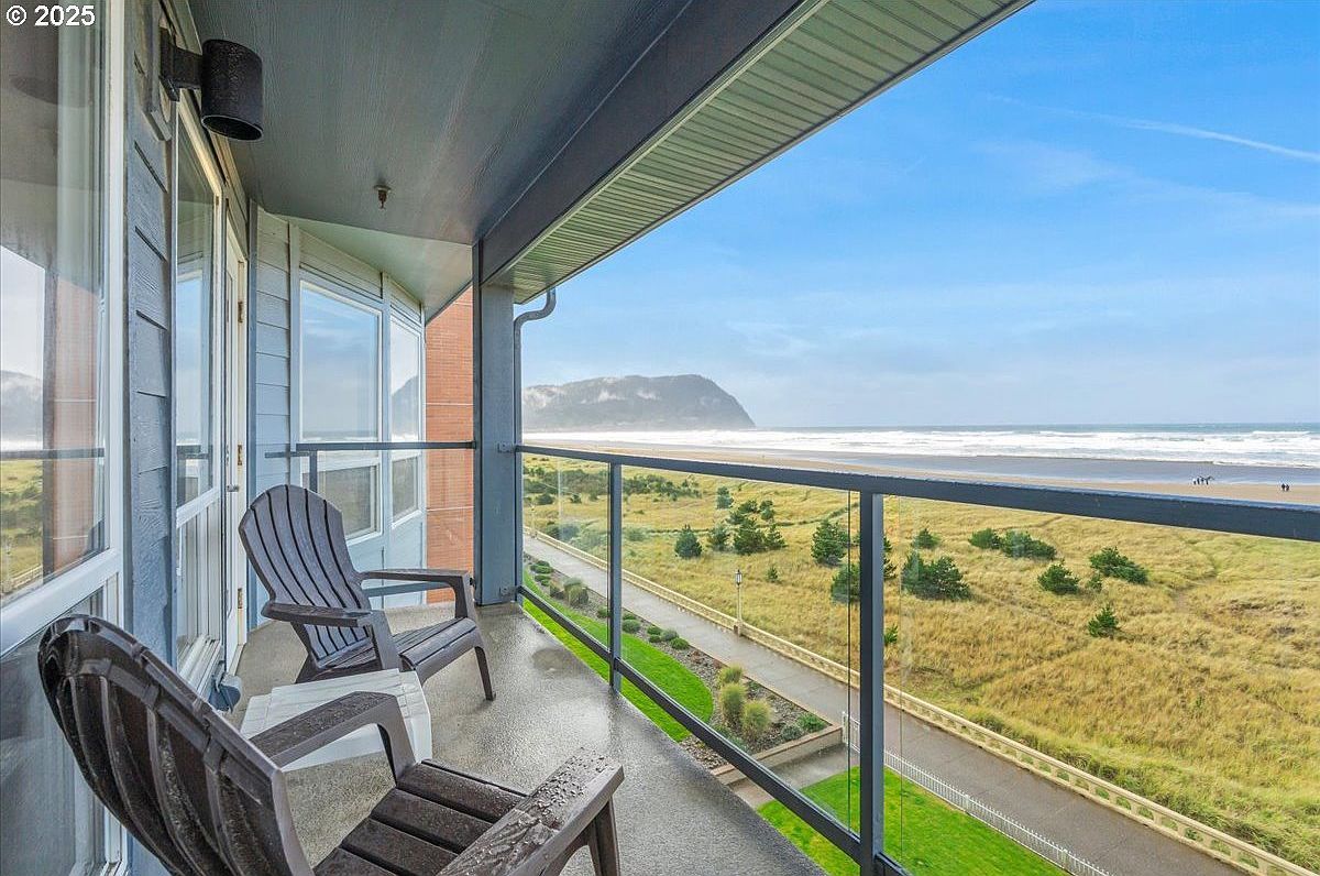 361 S Prom #502 Seaside, OR 97138 - Thumbnail 3