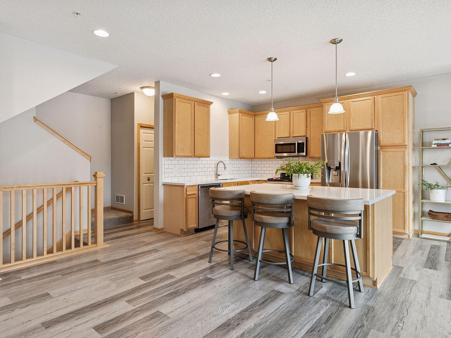 4675 Victor Path Unit 5 Hugo, MN 55038 - Thumbnail 3