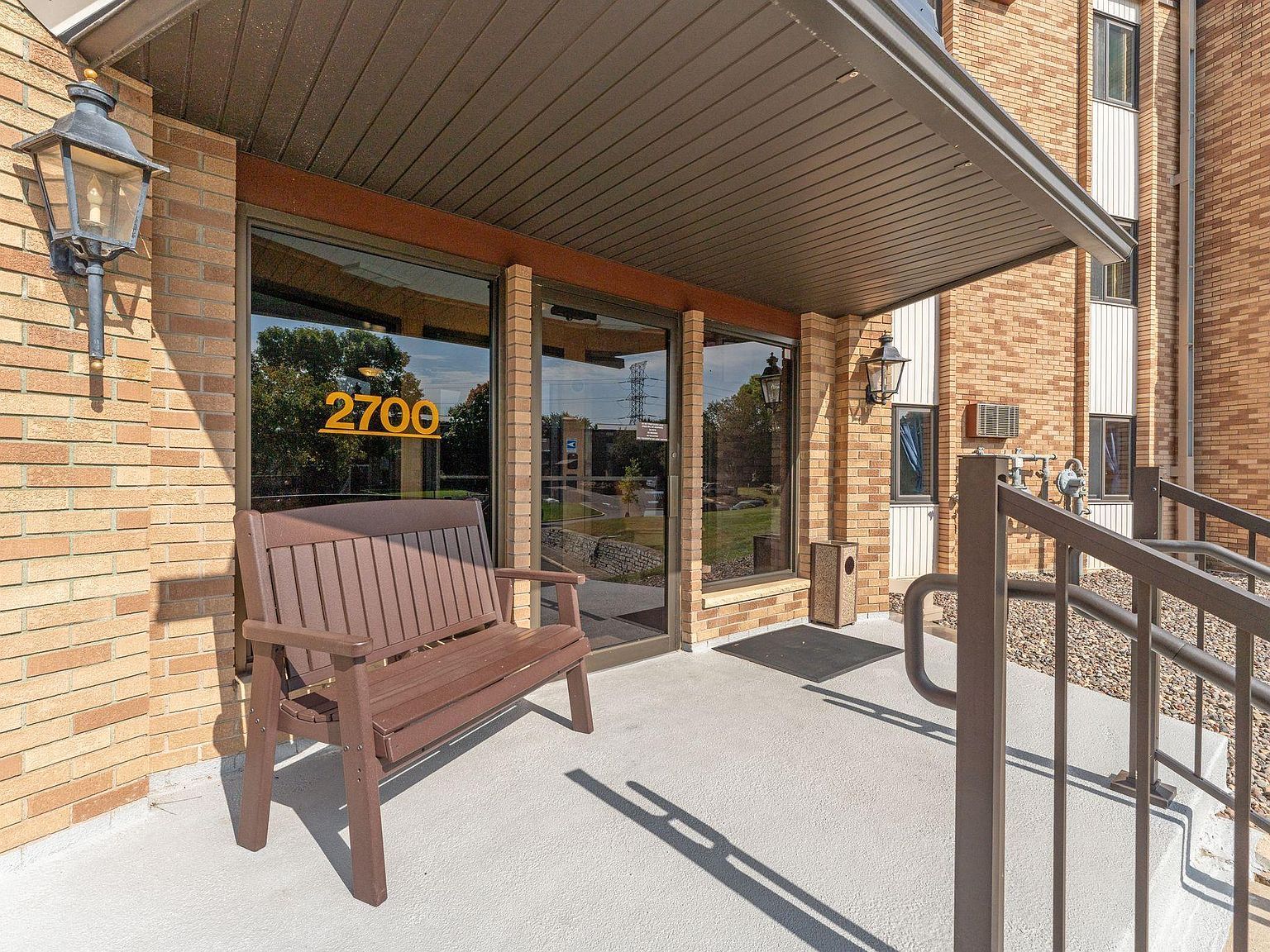 2700 Oxford St N APT 101 Roseville, MN 55113 - Thumbnail 3