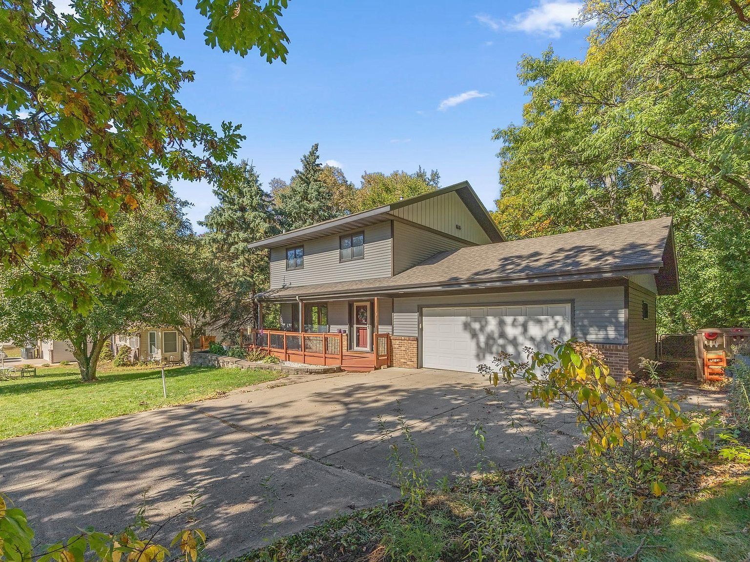 2107 Kings Rd Eagan, MN 55122 - Thumbnail 3