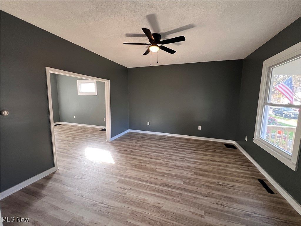 828 Locust Ave Zanesville, OH 43701 - Thumbnail 3