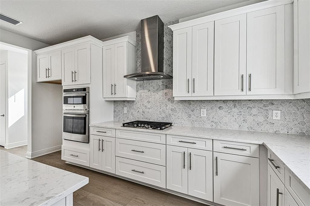 7543 Hawkstone Dr Sarasota, FL 34241 - Thumbnail 3