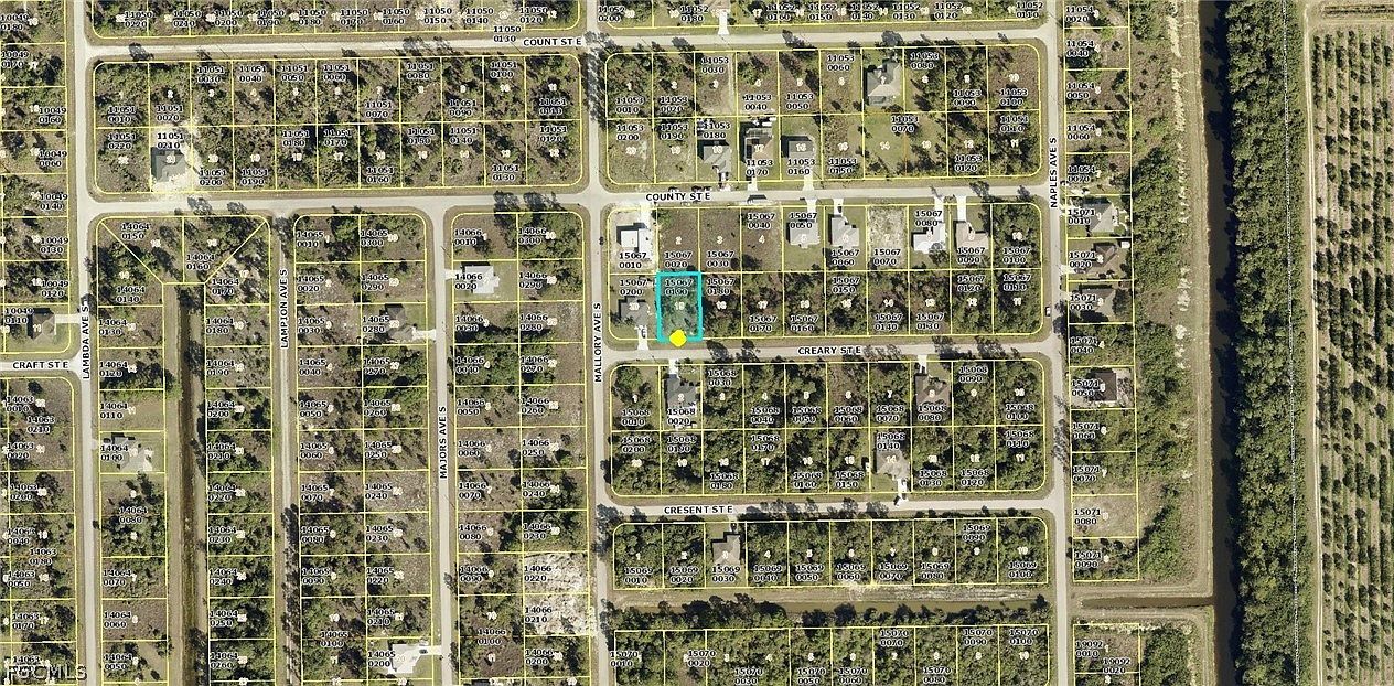 1237 Creary St E Lehigh Acres, FL 33974 - Thumbnail 3