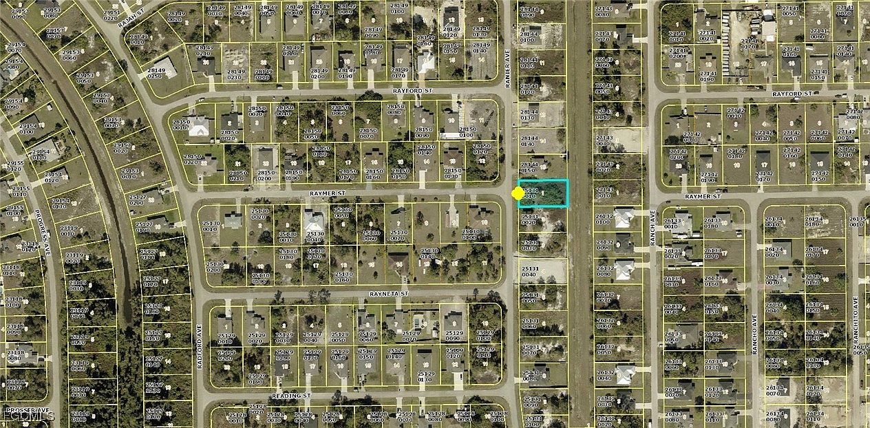 333 Ranier Ave Lehigh Acres, FL 33974 - Thumbnail 3