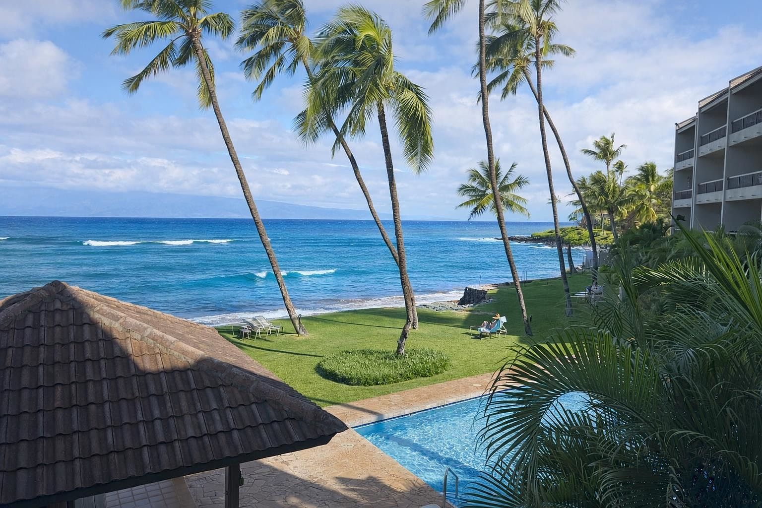 3875 Lower Honoapiilani Rd APT B205 Lahaina, HI 96761 - Thumbnail 3