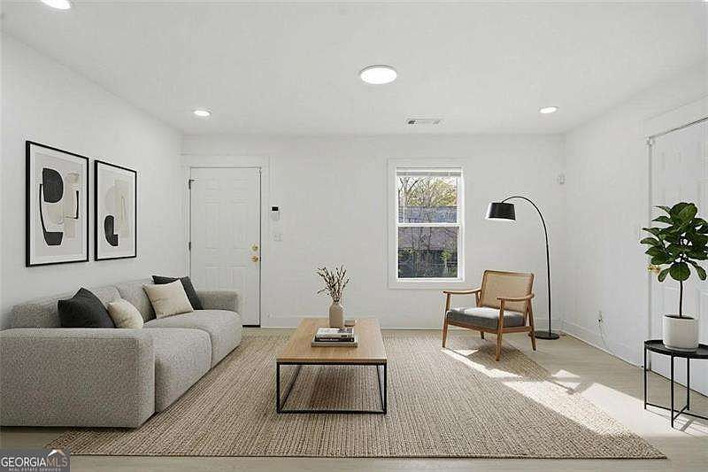 1458 Olive St SW Atlanta, GA 30310 - Thumbnail 3