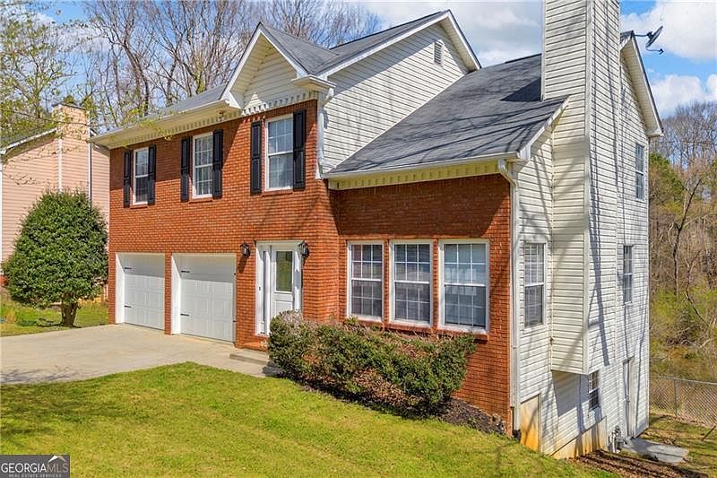 4605 Creek Bluff Dr Sugar Hill, GA 30518 - Thumbnail 3