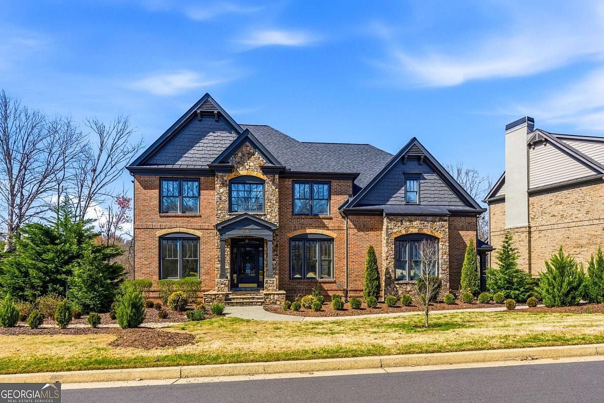 8010 Wakehurst Pl Cumming, GA 30040 - Thumbnail 3