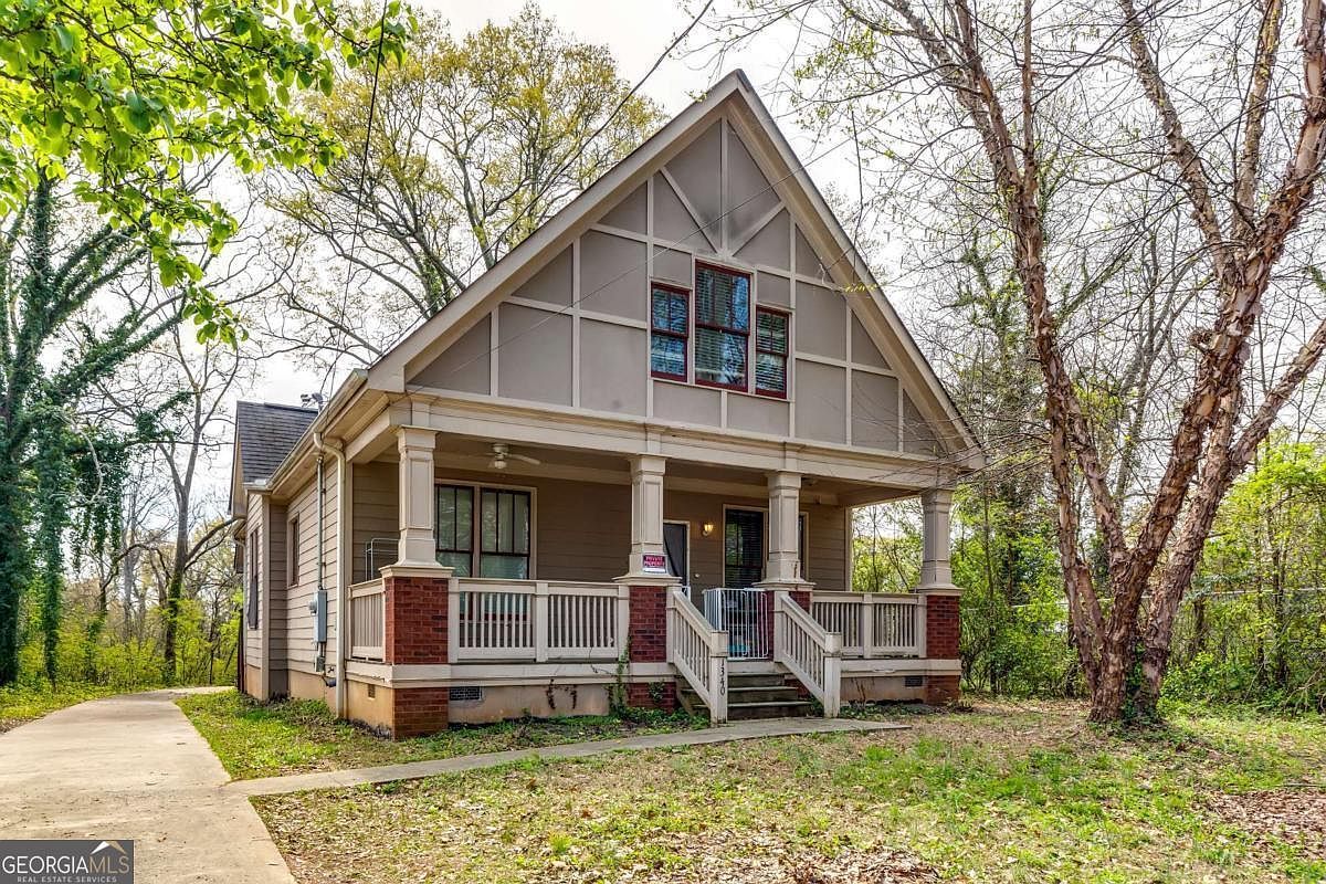 1340 Lyle Ave East Pt, GA 30344 - Thumbnail 3