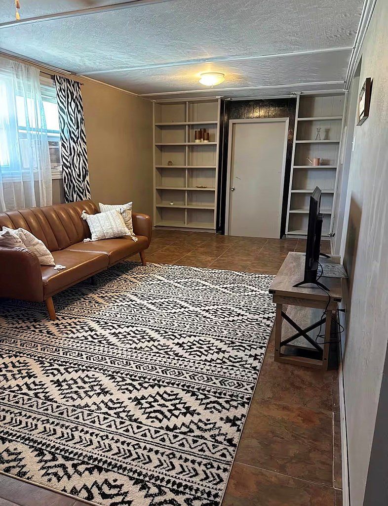 708 N Rio St Fort Stockton, TX 79735 - Thumbnail 3