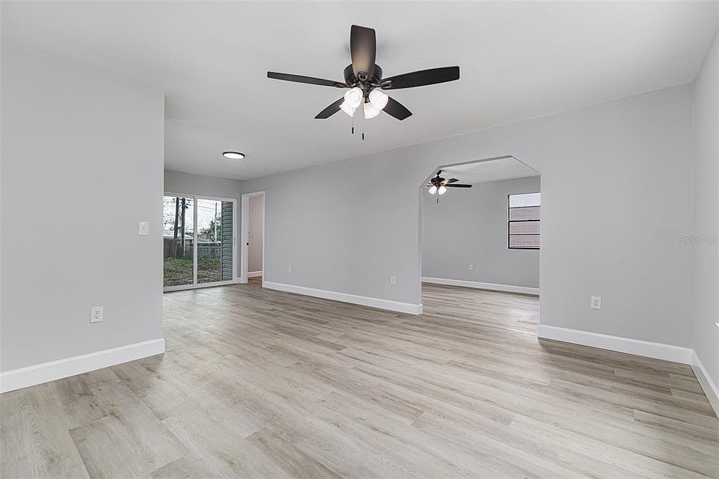 4132 Chowen Dr Lakeland, FL 33810 - Thumbnail 3