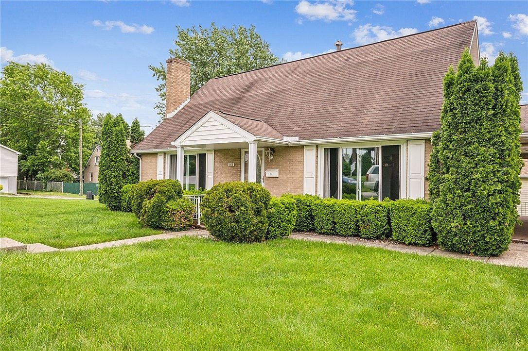 805 Willow St Irwin, PA 15642 - Thumbnail 3