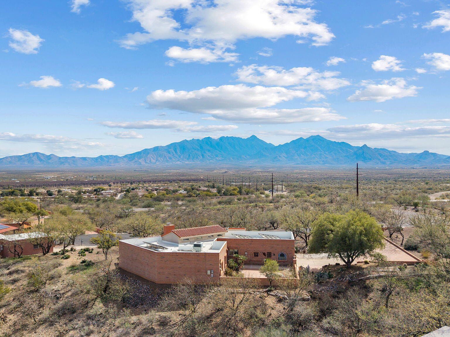 3910 S Via Del Ruisenor Green Valley, AZ 85622 - Thumbnail 3