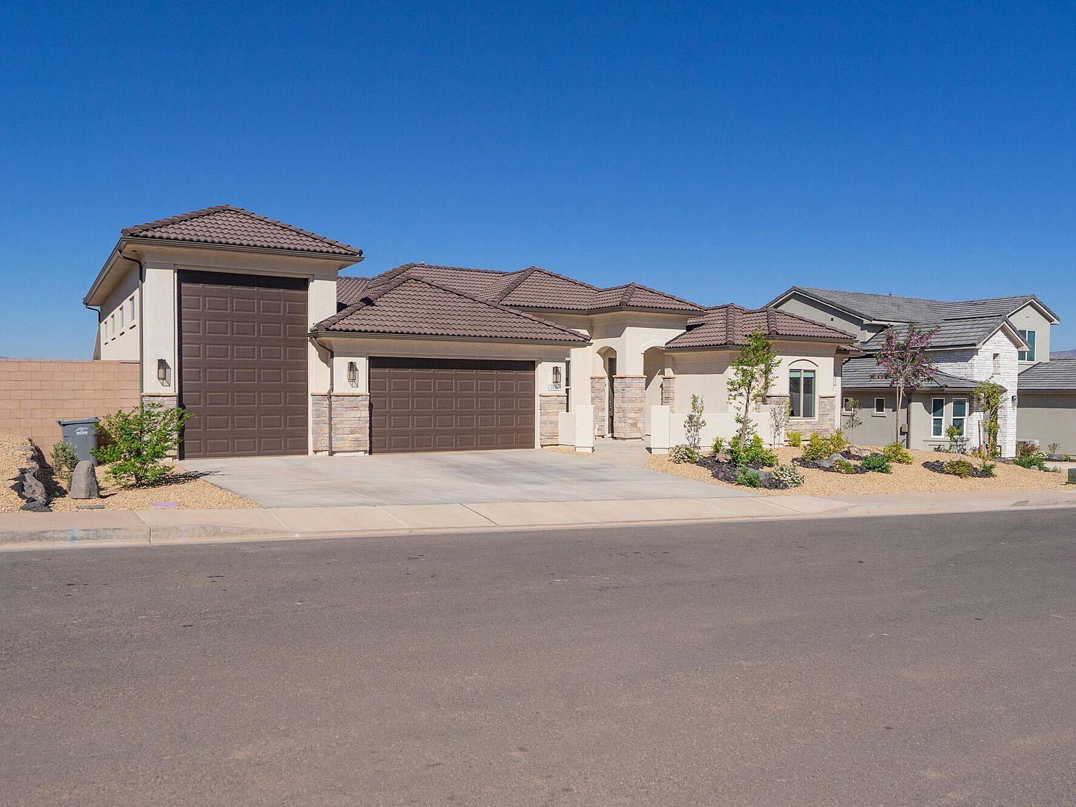 1916 S Pleiades Way Washington, UT 84780 - Thumbnail 3