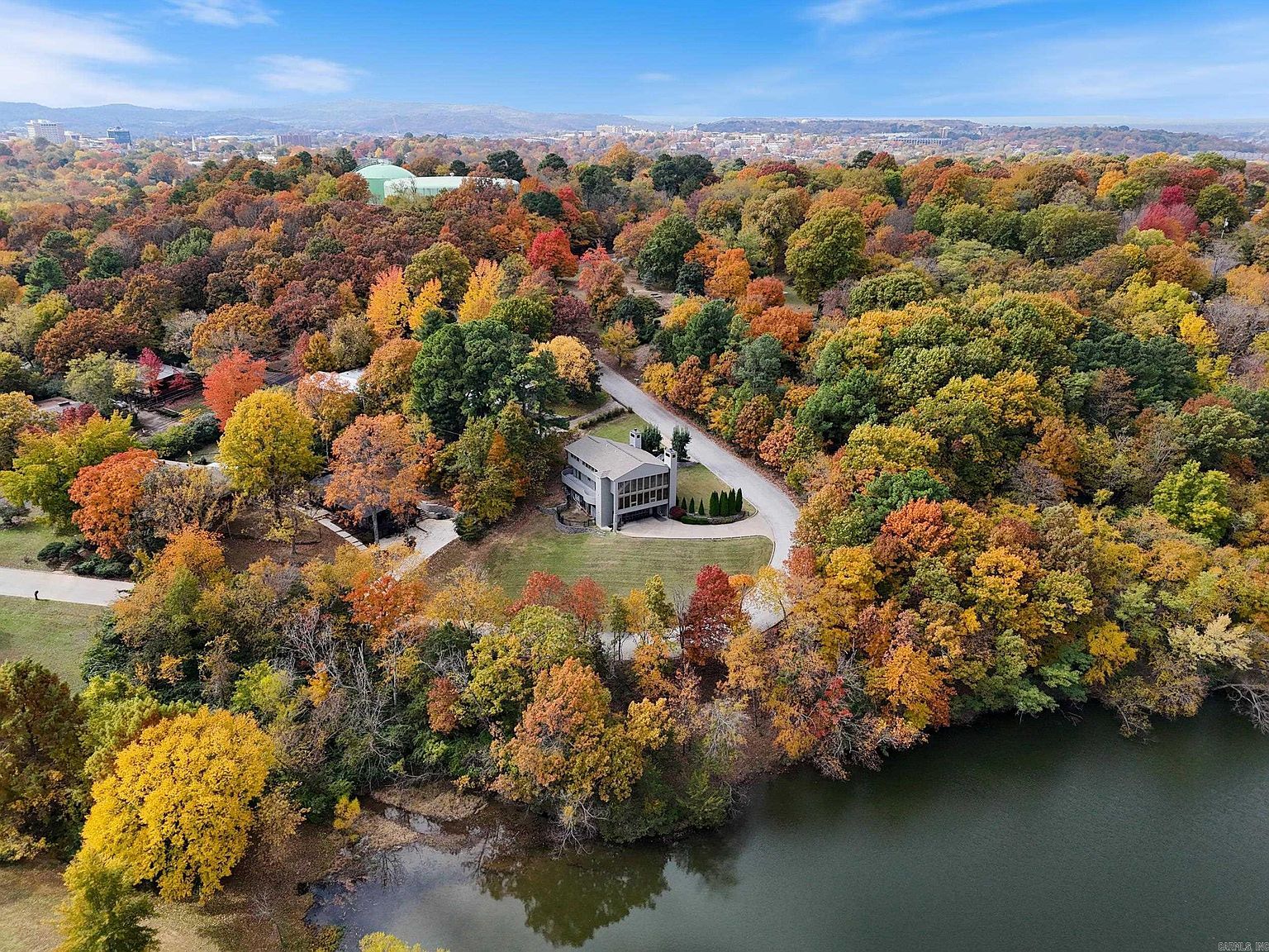 1140 E Lakefront Dr Fayetteville, AR 72703 - Thumbnail 3